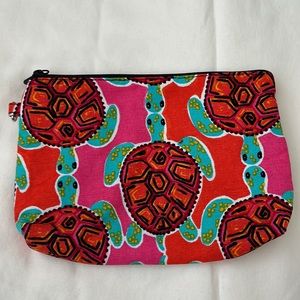 Thirty one turtle zipper pouch